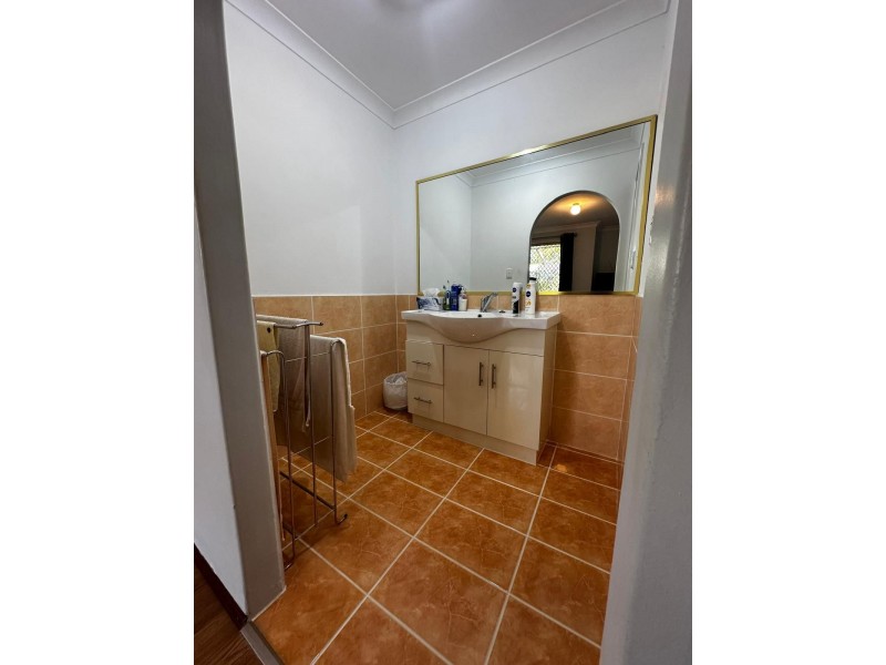 25 Discovery Drive, Thornlie WA 6108