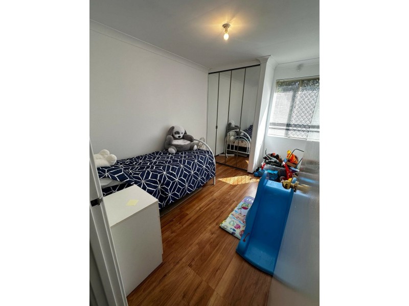 25 Discovery Drive, Thornlie WA 6108
