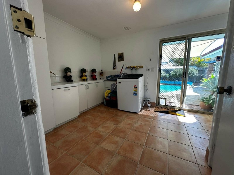 25 Discovery Drive, Thornlie WA 6108