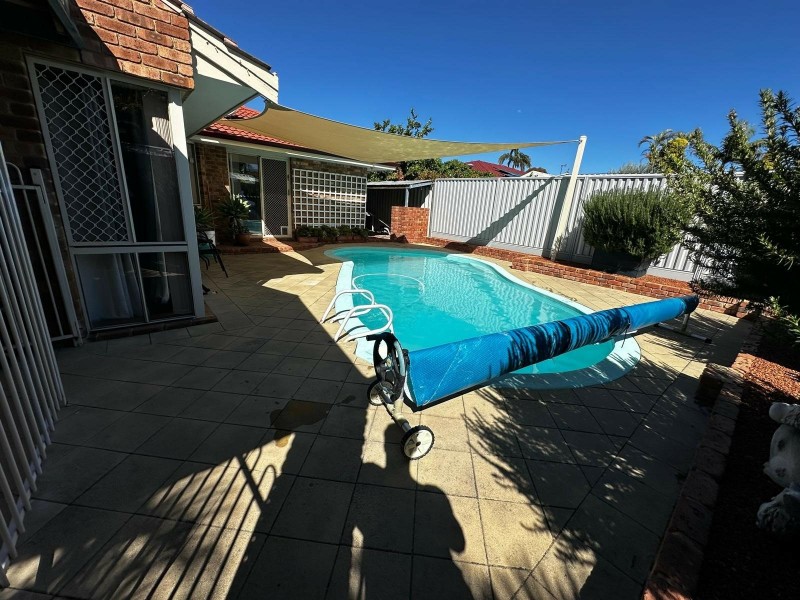 25 Discovery Drive, Thornlie WA 6108