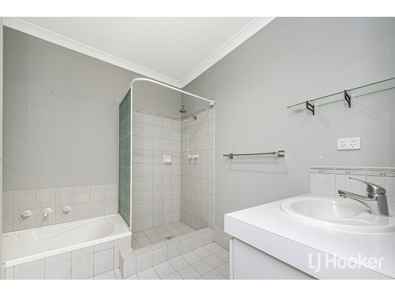 13/6 Lester Drive, Thornlie WA 6108