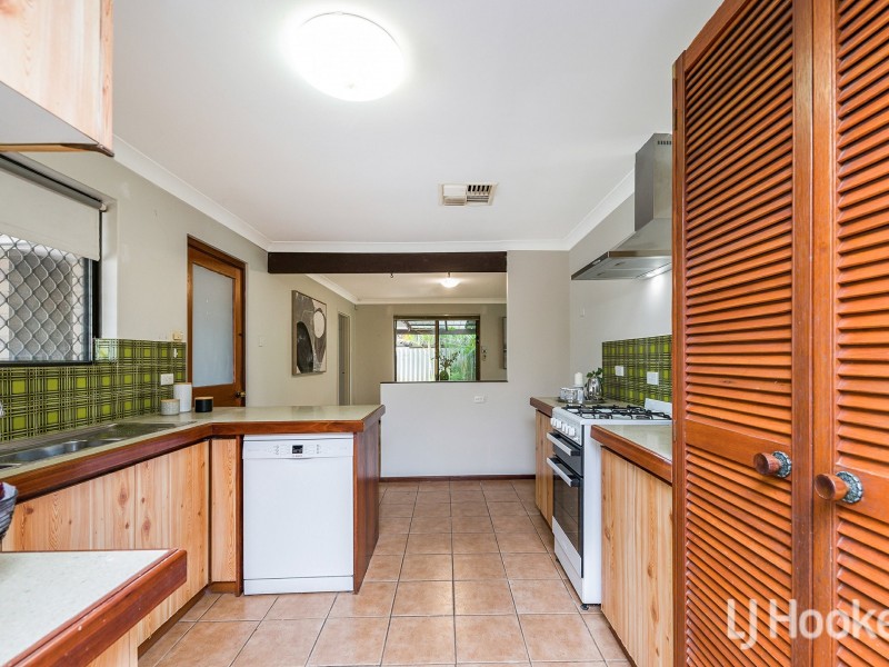 40 Grainger Way, Thornlie WA 6108