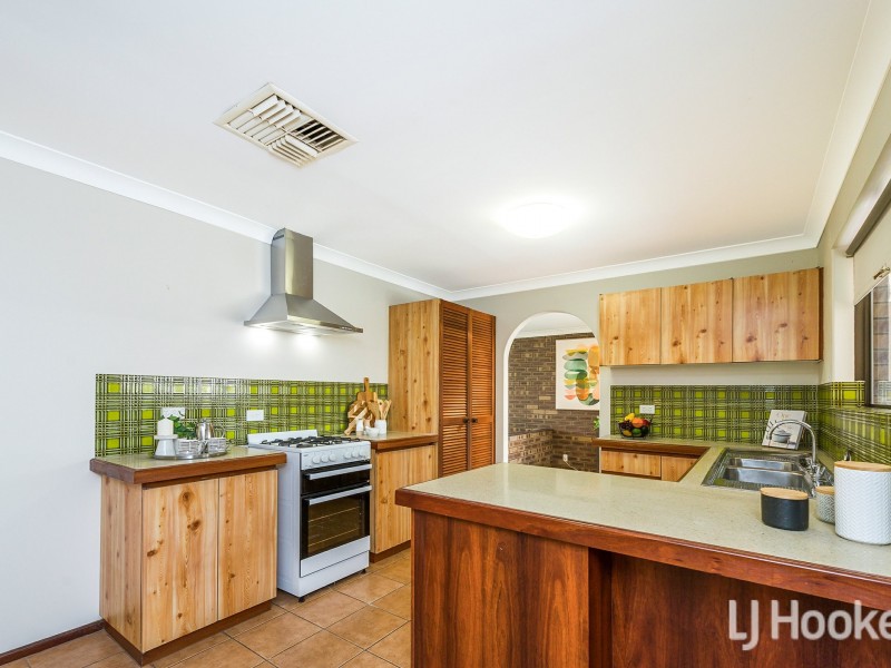 40 Grainger Way, Thornlie WA 6108