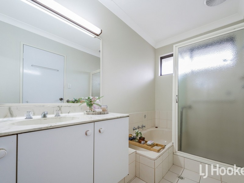 40 Grainger Way, Thornlie WA 6108