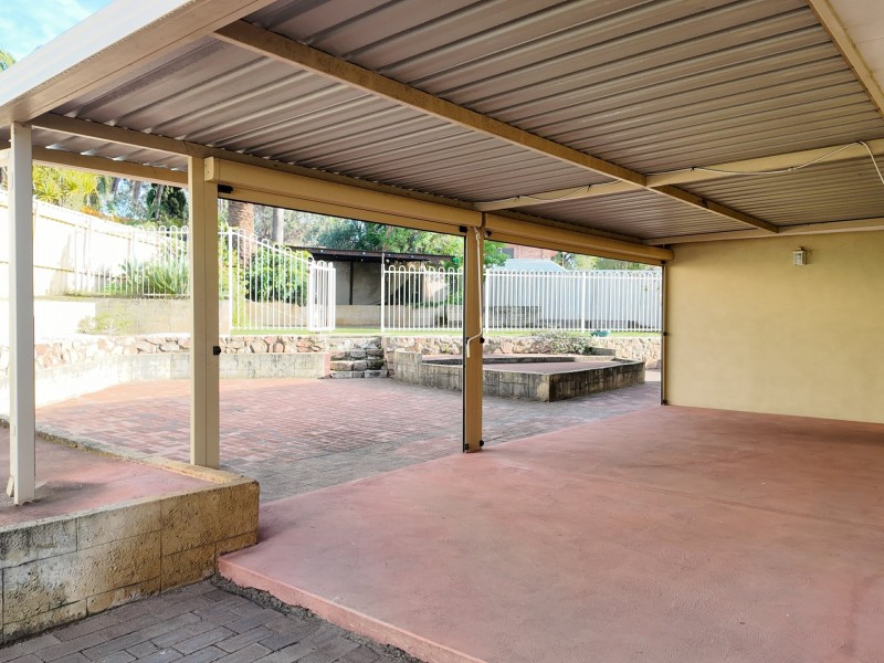15 Latimer Way, Langford WA 6147