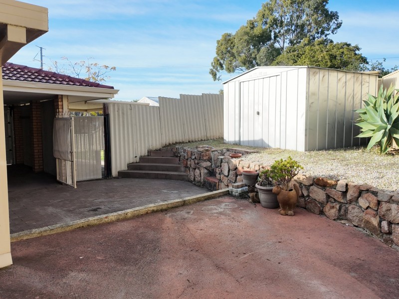 15 Latimer Way, Langford WA 6147