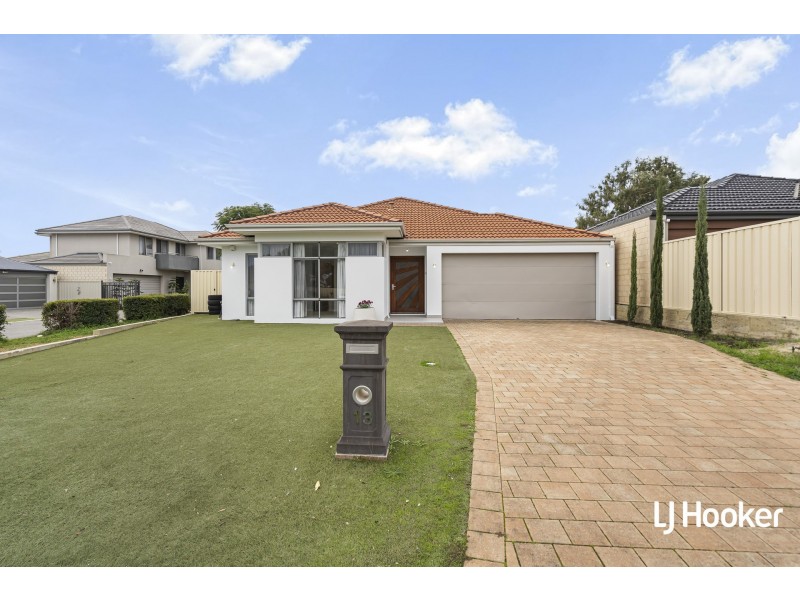 13 Dangerfield Grove, Canning Vale WA 6155