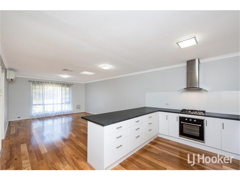 5A Hume Road, Thornlie WA 6108