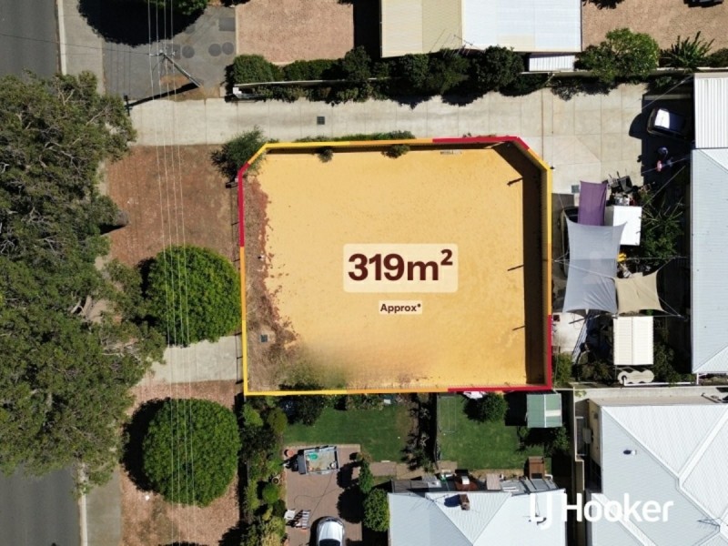 16 Church Street, Kelmscott WA 6111