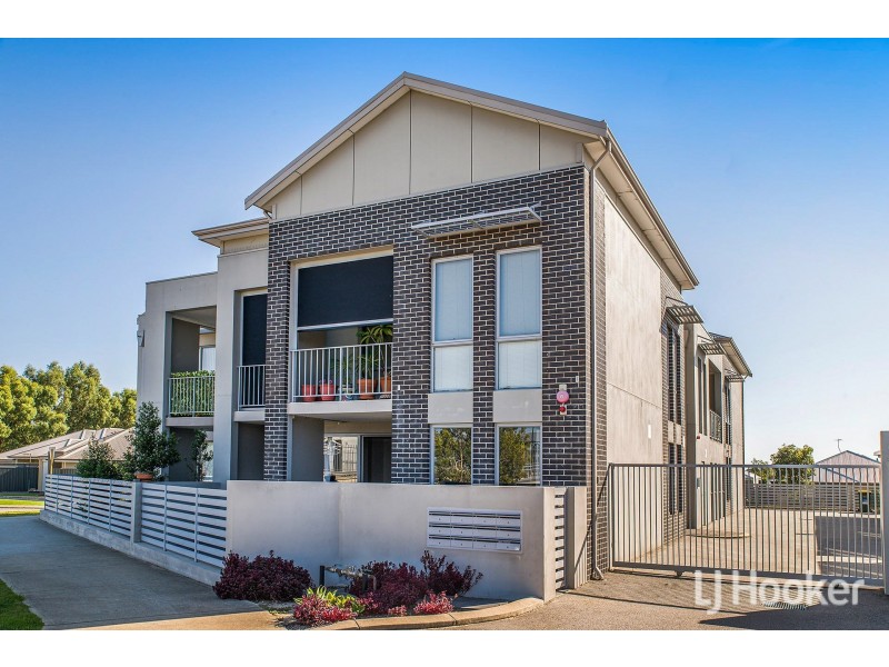 1/35 Honeywood Avenue, Wandi WA 6167