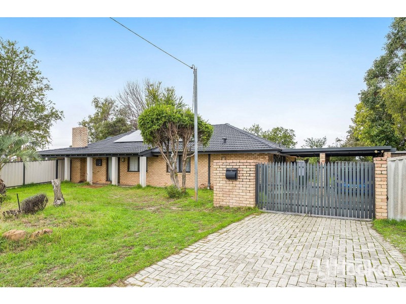 2 Camborne Way, Thornlie WA 6108