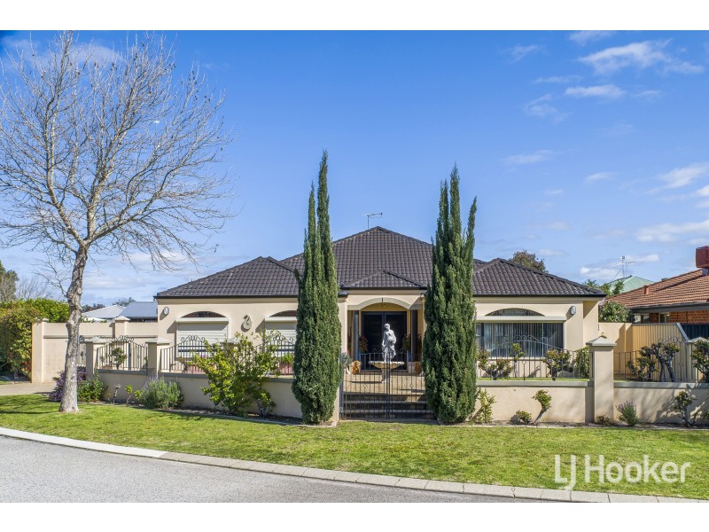 15 Spruce Place, Thornlie WA 6108