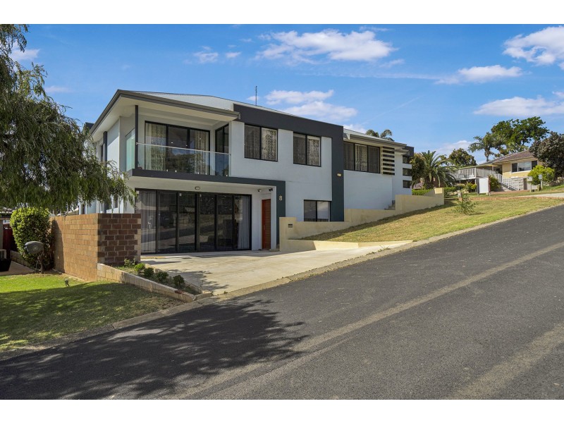 8 Brian Street, Mount Nasura WA 6112