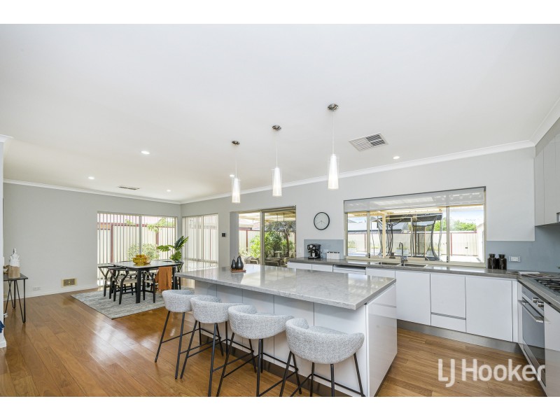 17 Spruce Place, Thornlie WA 6108