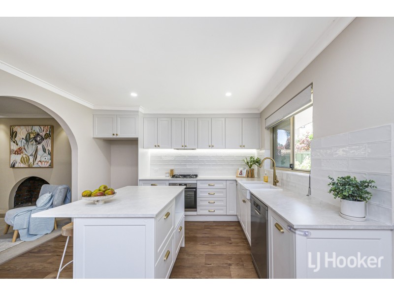 62 Regency Drive, Thornlie WA 6108