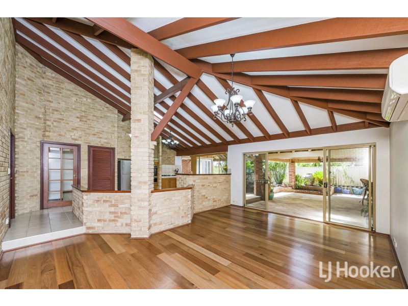 10 Camelot Court, Thornlie WA 6108