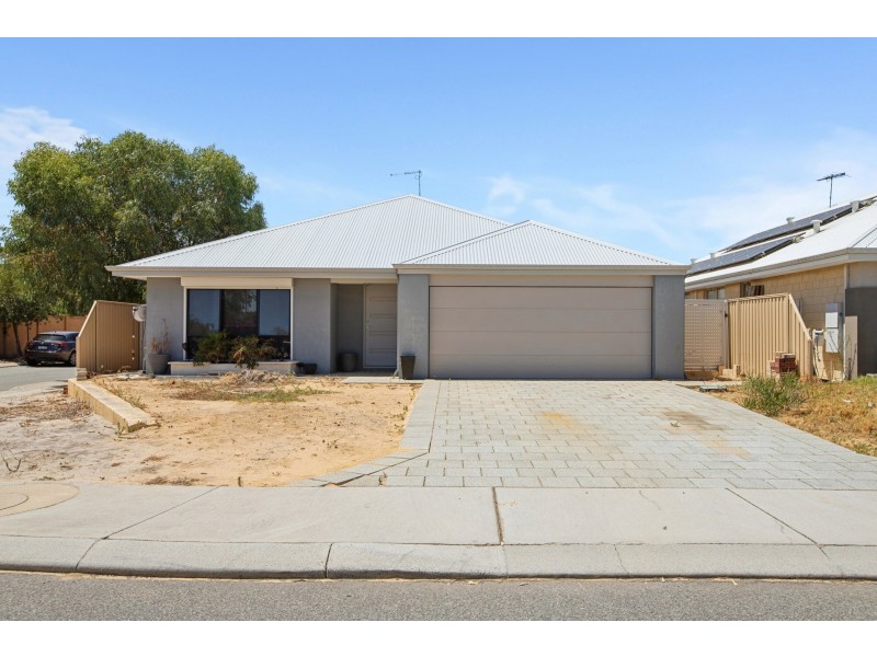 8 Pindipindi Loop, Byford WA 6122