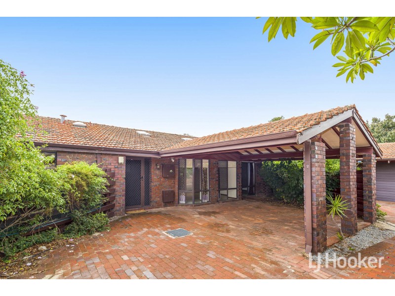 2/61 Connelly Way, Booragoon WA 6154