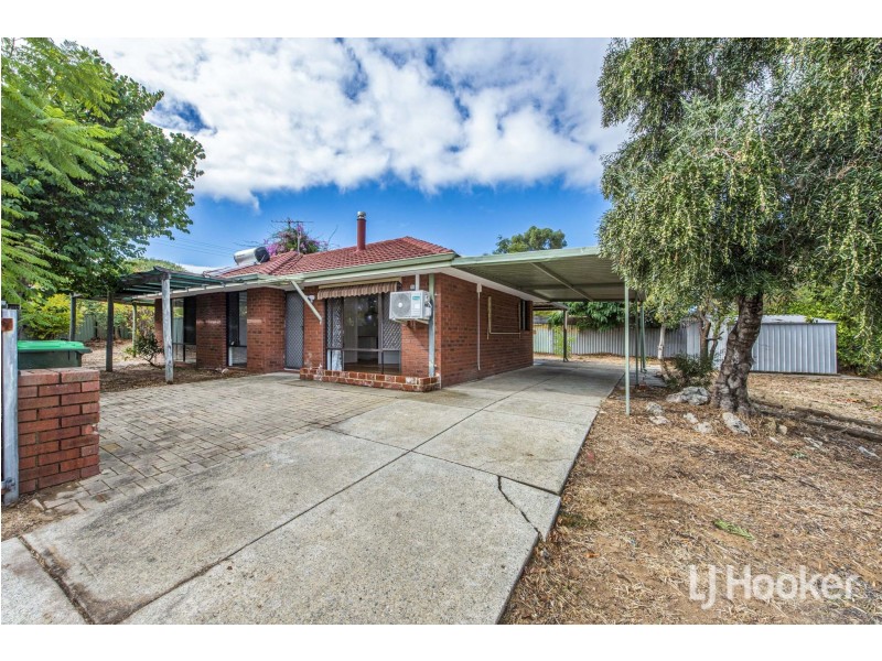 18 Clint Way, Calista WA 6167