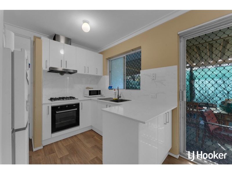 8 Brookdale Drive, Armadale WA 6112