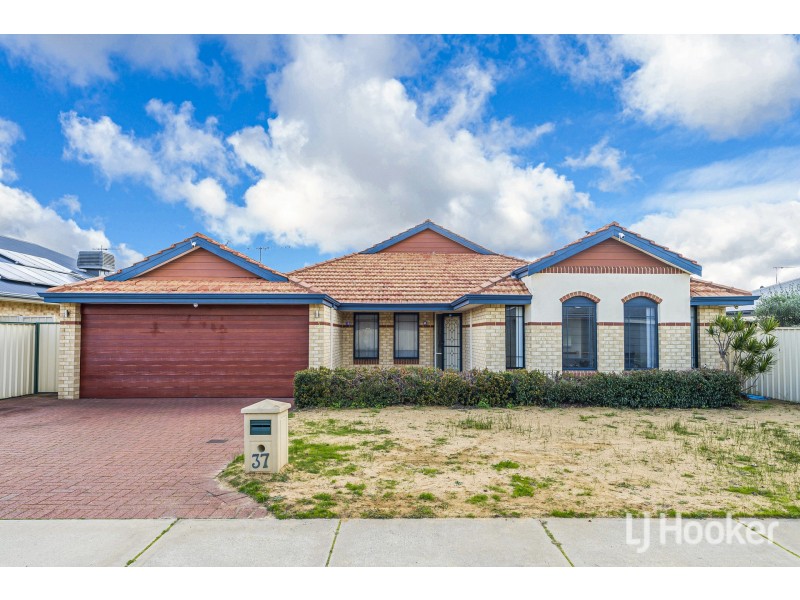 37 Copperback Circle, Huntingdale WA 6110