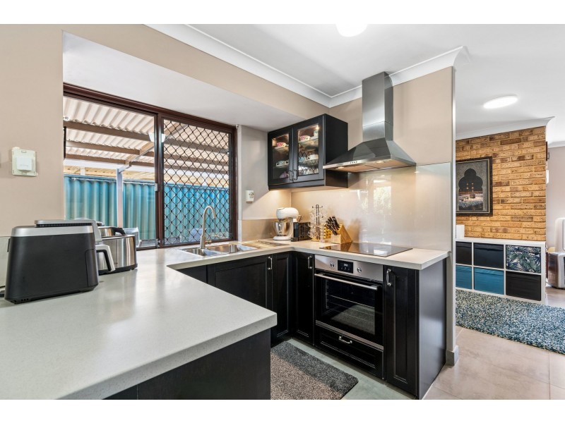 417 Spencer Road, Thornlie WA 6108