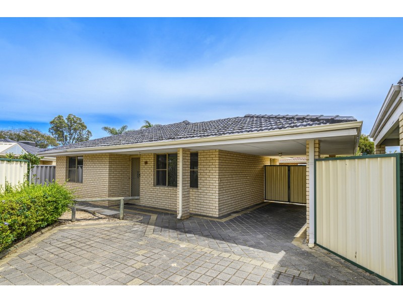 13/11 Firetail Place, Kenwick WA 6107