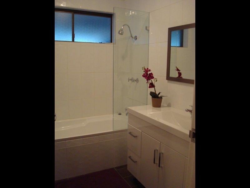 10 Edgely Place, Thornlie WA 6108