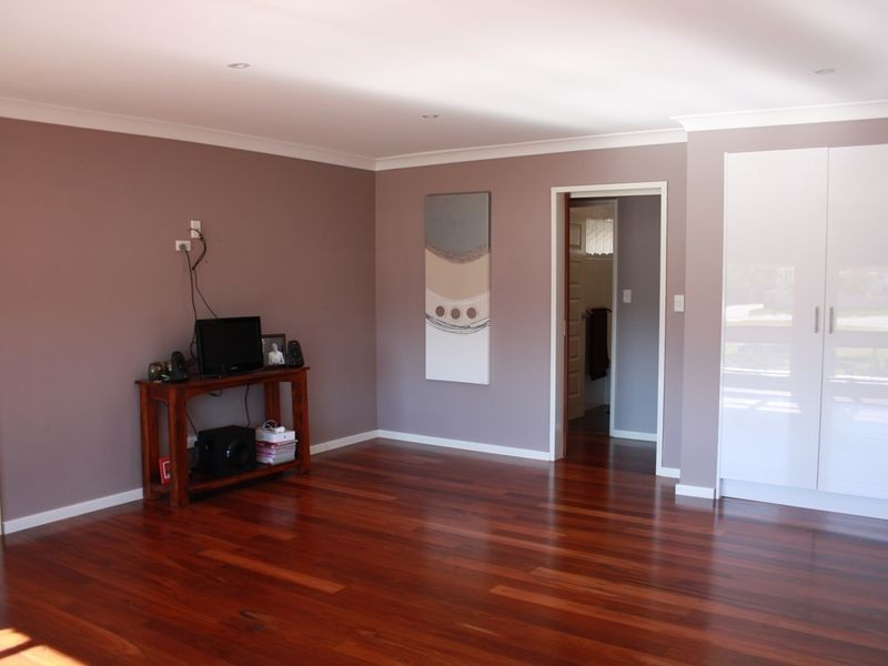 10 Edgely Place, Thornlie WA 6108