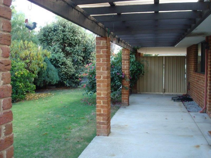 82 Bindoon Loop, Huntingdale WA 6110
