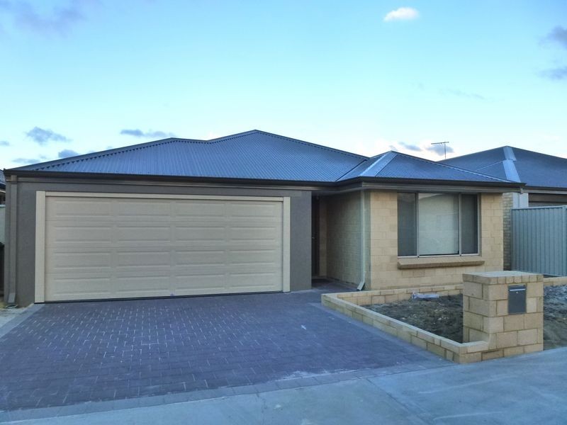 22 Dovedale Street, Harrisdale WA 6112