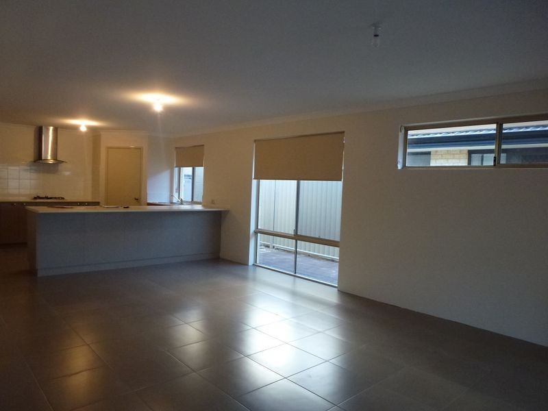 22 Dovedale Street, Harrisdale WA 6112