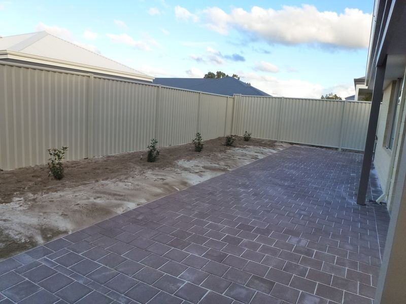 22 Dovedale Street, Harrisdale WA 6112