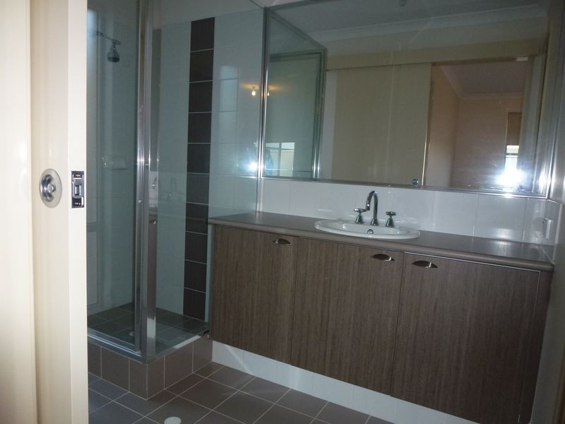 22 Dovedale Street, Harrisdale WA 6112