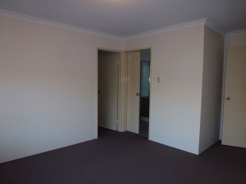 22 Dovedale Street, Harrisdale WA 6112