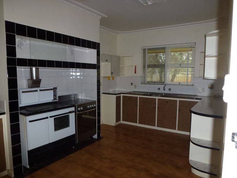 14 Victoria Street, Kenwick WA 6107