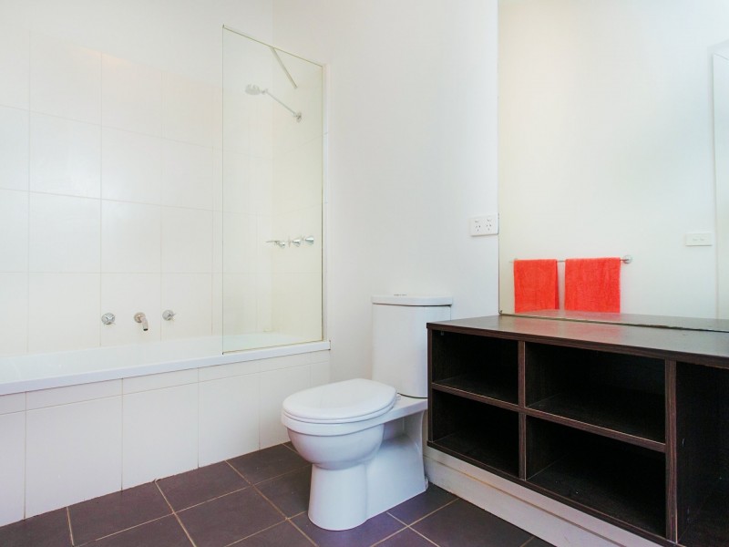 76 Lyall Street, Cowra NSW 2794