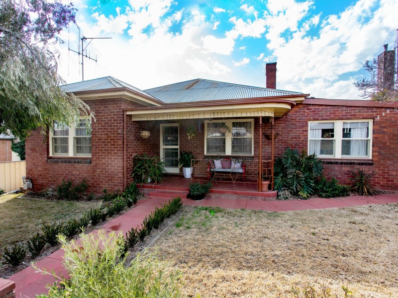 28 Coota Street, Cowra NSW 2794
