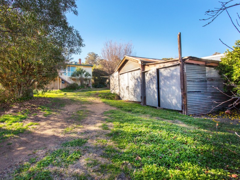 1 Carleton Street, Cowra NSW 2794