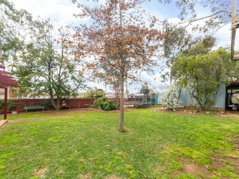 25 Bligh Street, Cowra NSW 2794