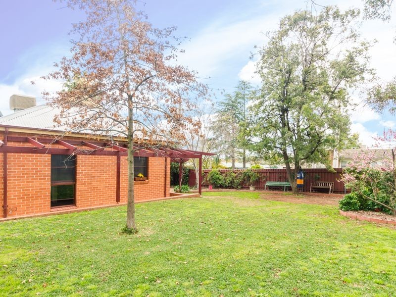 25 Bligh Street, Cowra NSW 2794