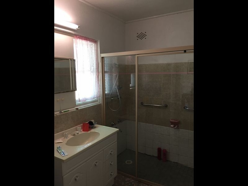 18 Vaux Street, Cowra NSW 2794