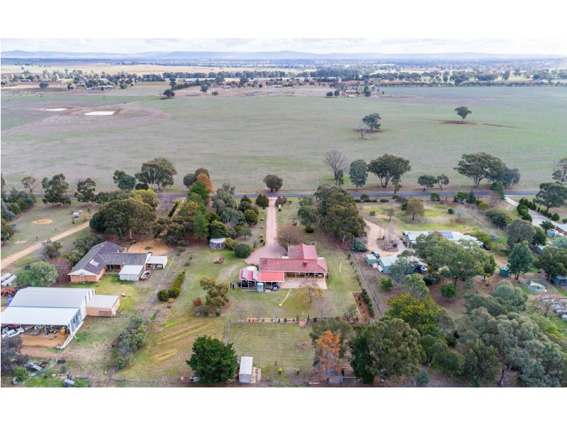 53 Jukes Lane, Cowra NSW 2794