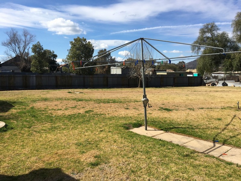 11 Bumbaldry St, Koorawatha NSW 2807