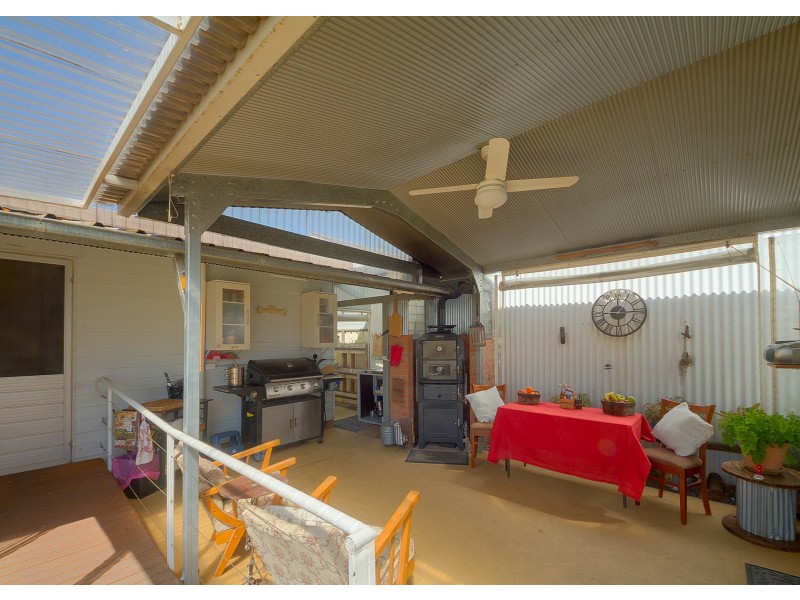 48 Darling Avenue, Cowra NSW 2794