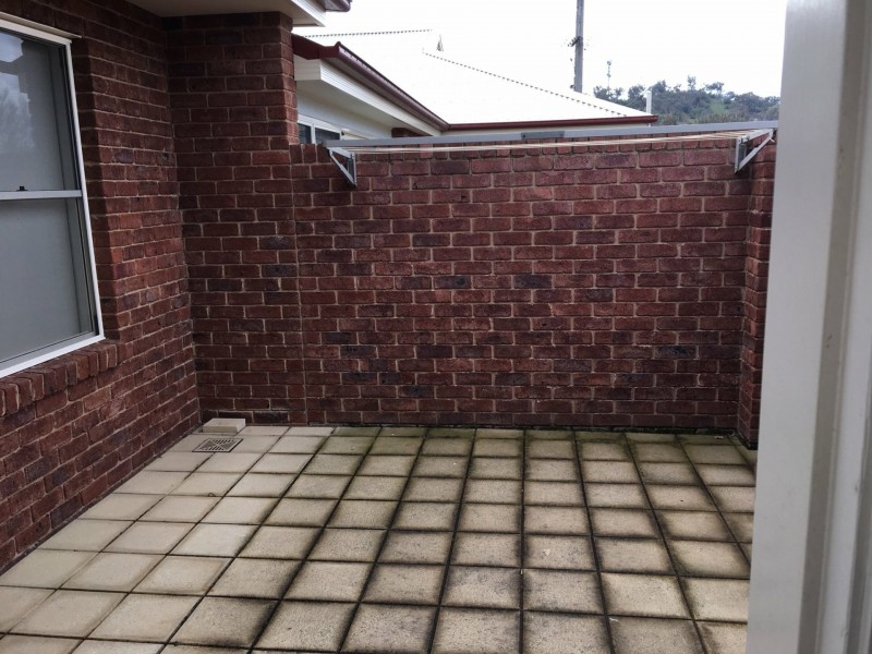 Unit B/49 Vaux St, Cowra NSW 2794