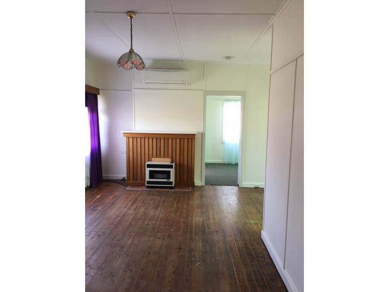 34 Courallie St, Cowra NSW 2794