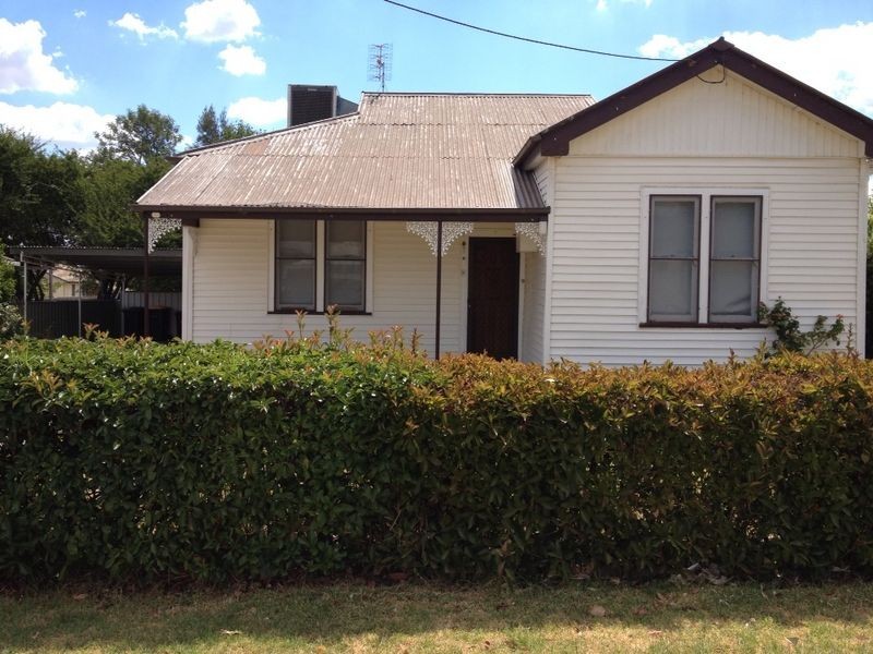 34 Victor Street, Cowra NSW 2794