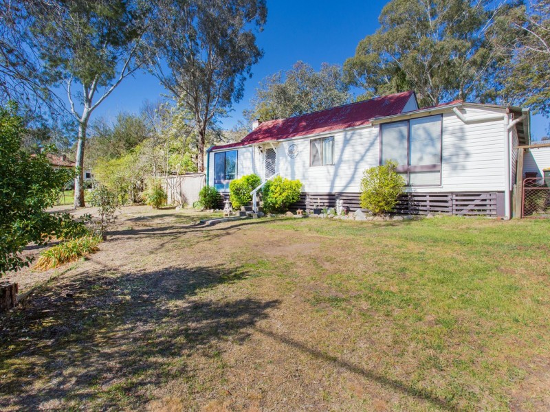 85 Main Street, Darbys Falls NSW 2793