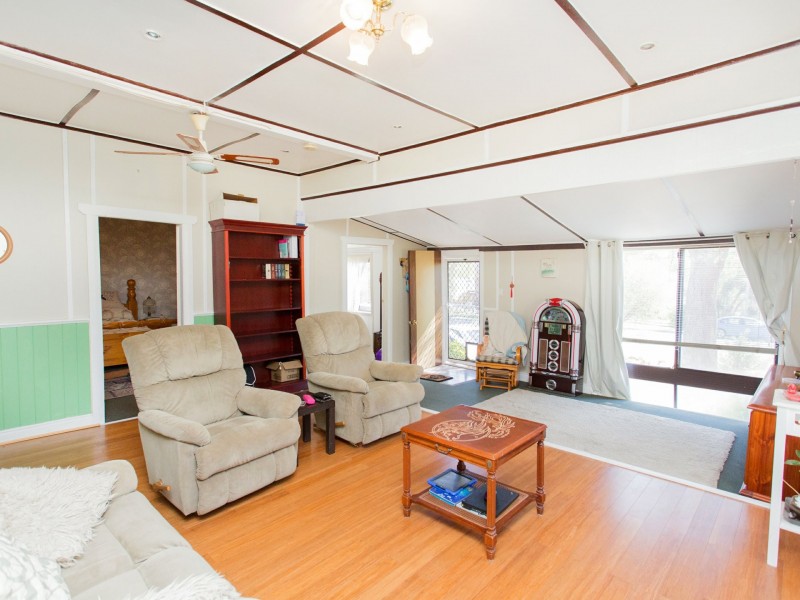 85 Main Street, Darbys Falls NSW 2793